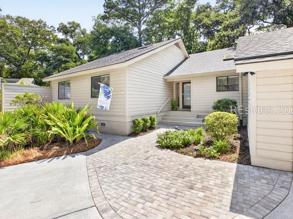 19 Dewberry Lane, Hilton Head Island, SC 29928