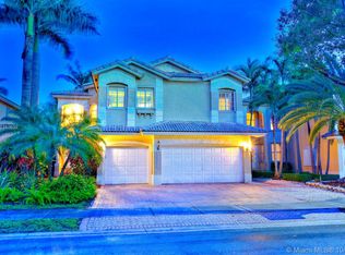 10872 NW 71st St, Doral, FL 33178