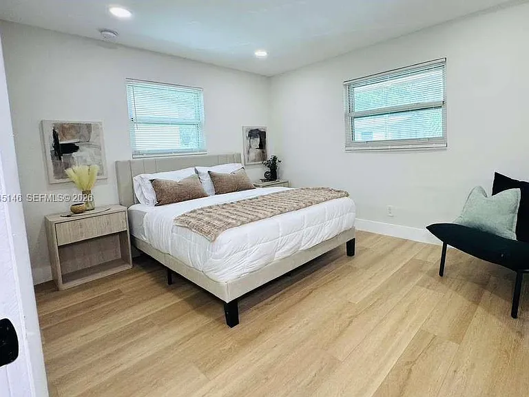 4708 SW 33rd Ave #4708 — Photo 2