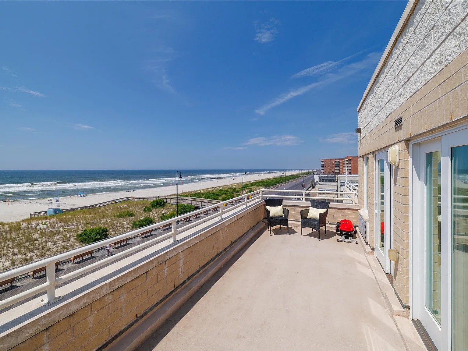 1 bed, 800 sqft, $5,000 — Photo 1