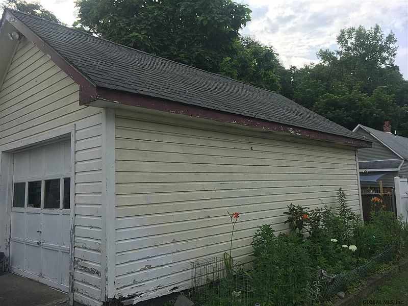 4th image of 1618-1620 SIXTH Avenue