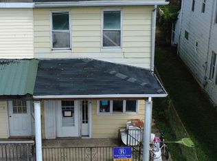 138 Railroad St, Locust Gap, PA 17840