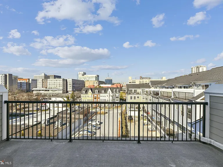 67 Linden Pl — Photo 27
