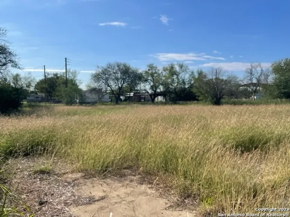 TBD EDWARDS AVE EDWARDS AVE LOT 5-7, Charlotte, TX 78011