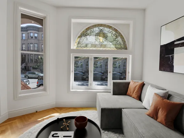 257 Hancock Street image 3 of 34