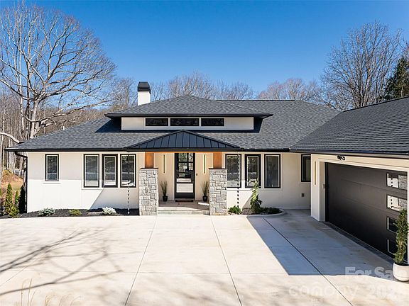2nd image of 16 Cambridge Dr