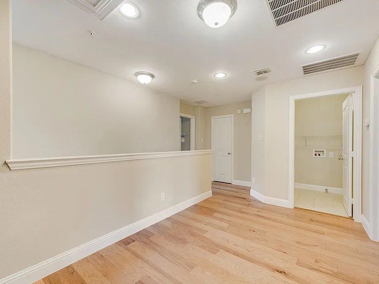 2629 Chambers Dr — Photo 20