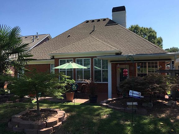 2nd image of 2115 Highland Club Dr SE