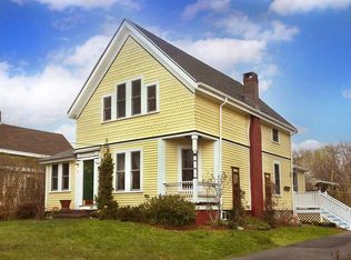 9 Osgood Pl, Amesbury, MA 01913