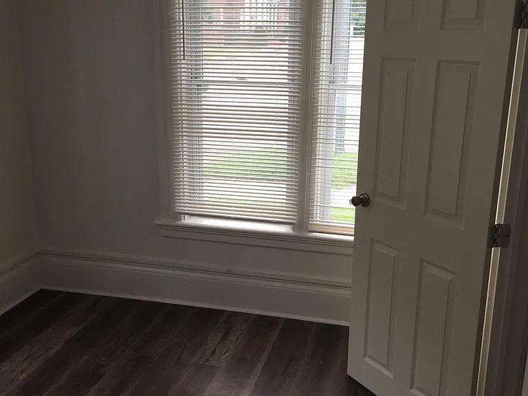 45 Main St — Photo 11