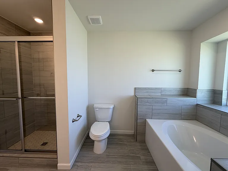 18313 Austin Ct — Photo 8