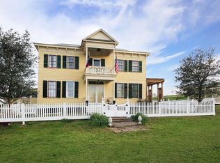 8080 Old Chappell Hill Rd, Chappell Hill, TX 77426