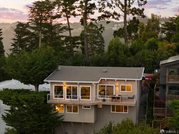 6639 Colton Moringstar Ct, Oakland, CA 94611