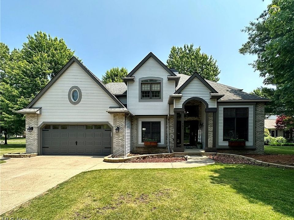 1st image of 751 Firestone Dr