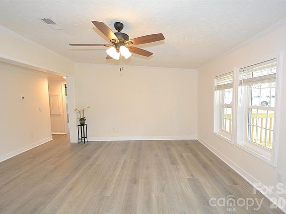 5th image of 5008 Forestmont Dr