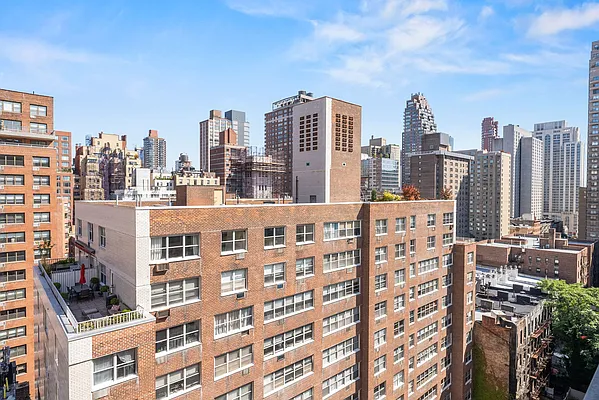 Sold by Compass | media 8