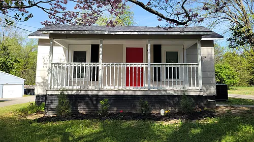 259 Dorothy St Photo 1