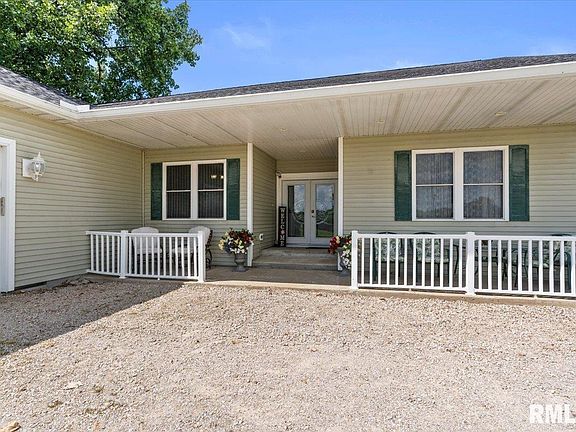 3rd image of 15349 Barber Ln