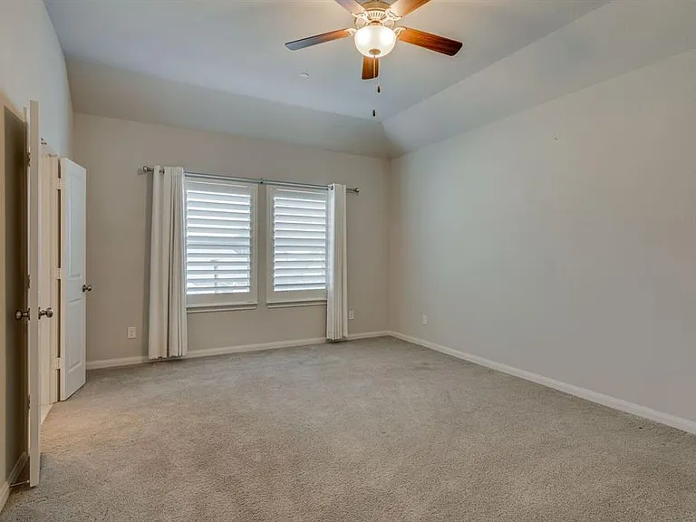 8736 Madrid St — Photo 24