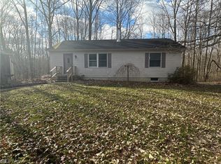 4016 Callender Rd, Rock Creek, OH 44084
