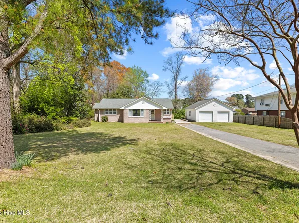 106 Elizabeth Street, Richlands, NC 28574