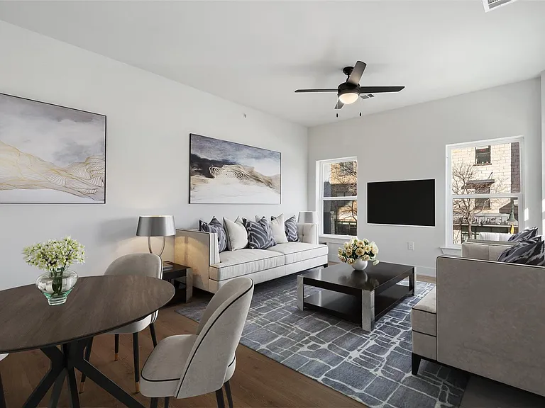 2500 Longview St #222 — Photo 1