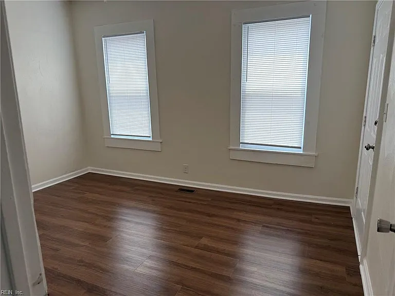 431 Appomattox St #1 — Photo 4