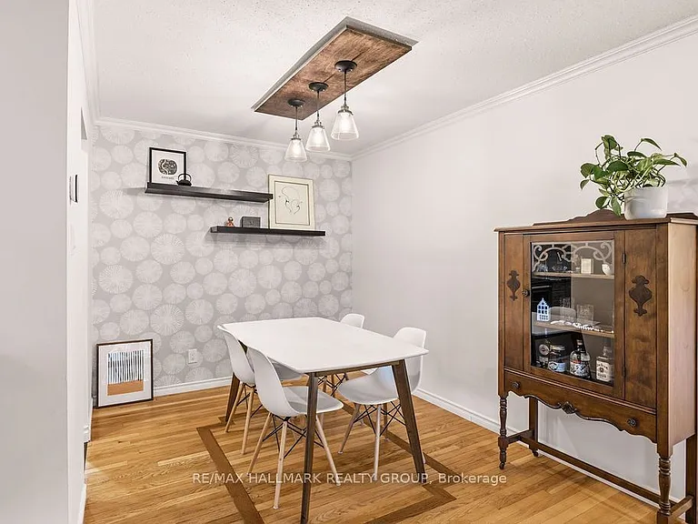 409 Montfort St #4 — Photo 12
