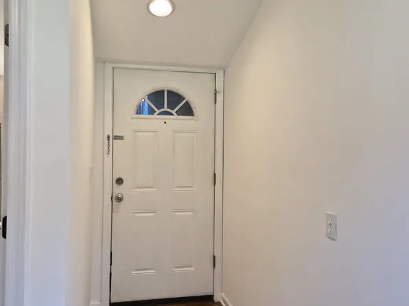 6 Harvey Ter, Randolph, NJ 07869