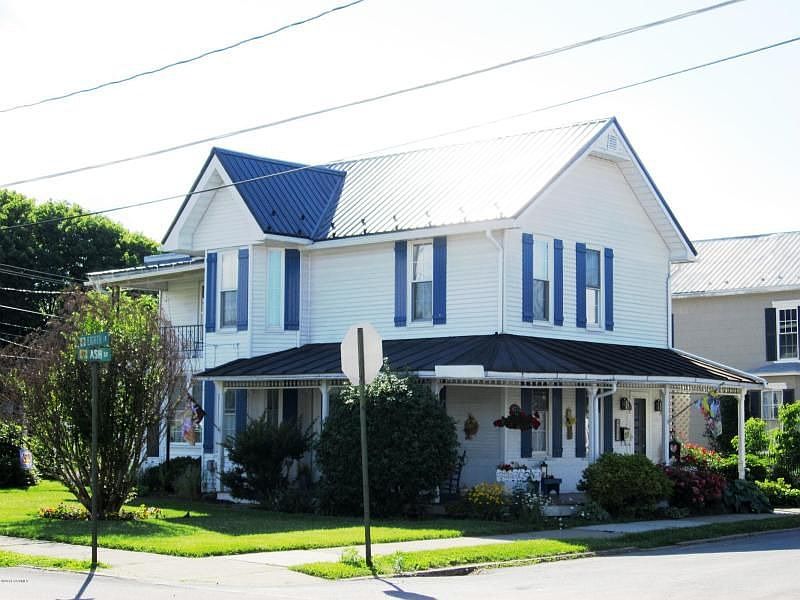 1st image of 801 Ash St