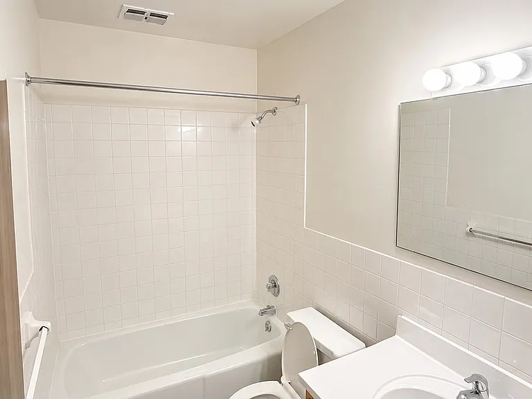 Mechanic Avenue Apartments — Photo 10