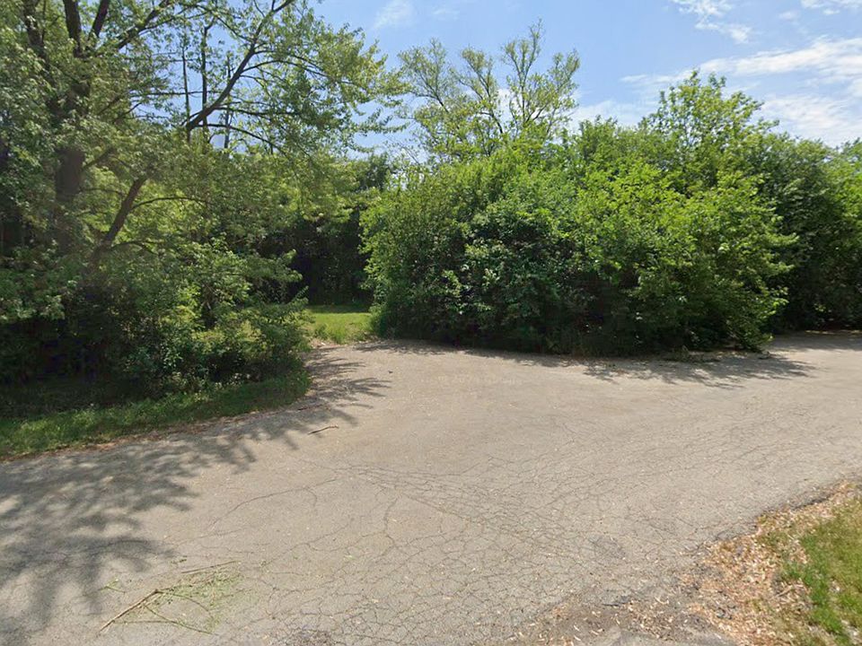 2nd image of Vacant S Edward Pkwy