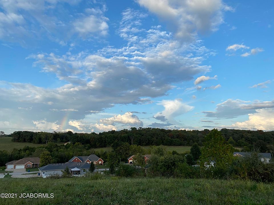 3814 Pear Tree Ct, Jefferson City, MO 65101 Zillow