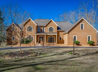 293 Ridgeline Dr, Crossville, TN 38571