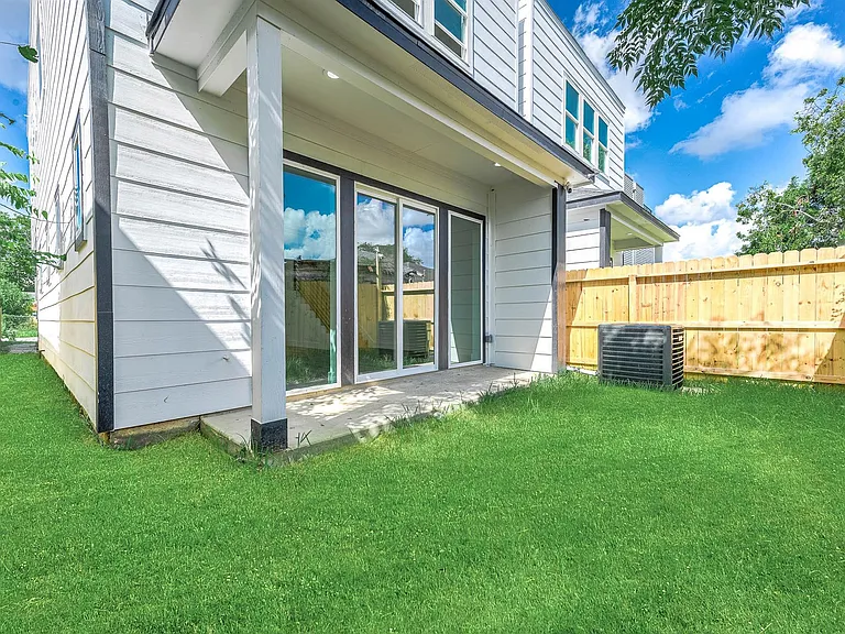 3619 Bremond St — Photo 35