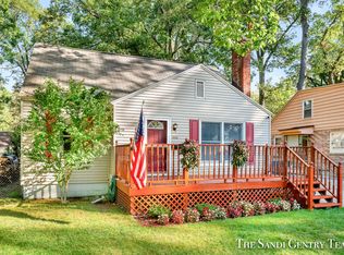 1568 Beardsley Ave, Muskegon, MI 49441