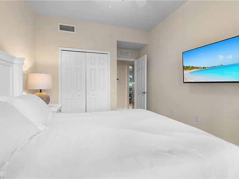 9727 Acqua Ct #436 — Photo 15