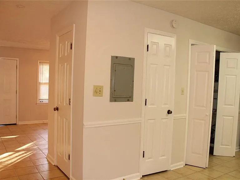 4438 Coopers Creek Dr SE — Photo 19