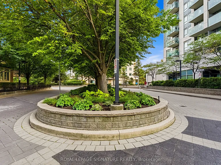 16 Harrison Garden Blvd #1609 — Photo 4