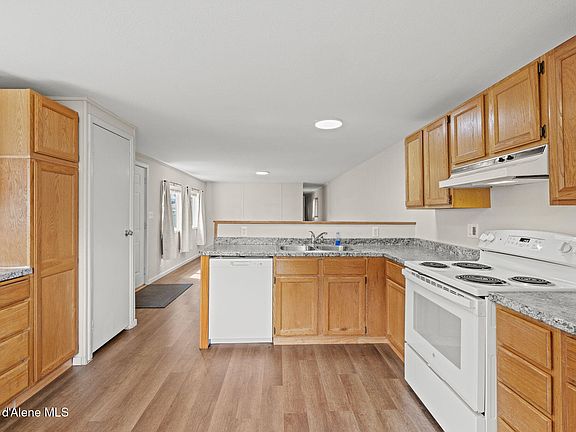5th image of 2907 N Howard St