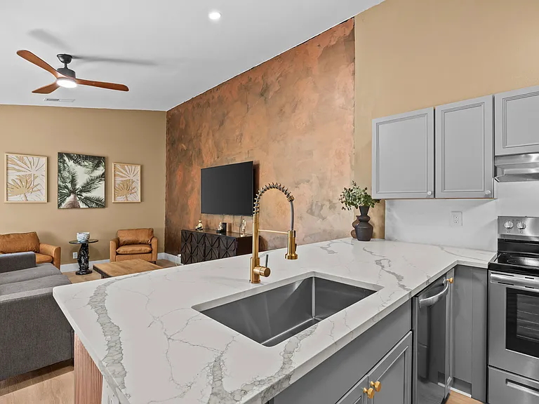 1368 Periwinkle Pl — Photo 9