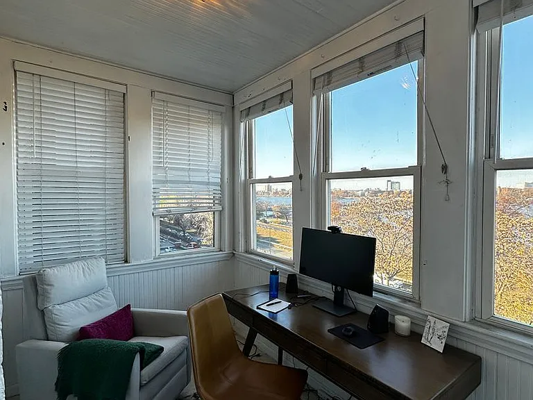 456 Beacon St #10 — Photo 8