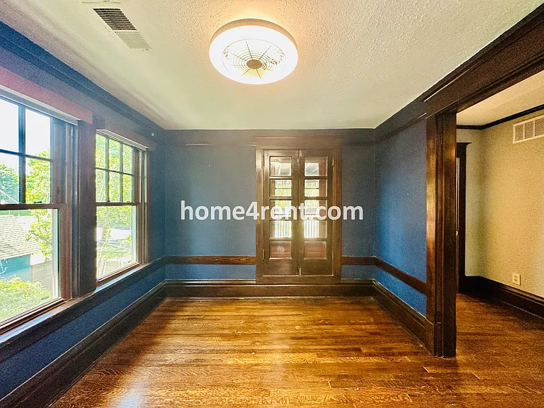 641 W 39th Ter — Photo 39