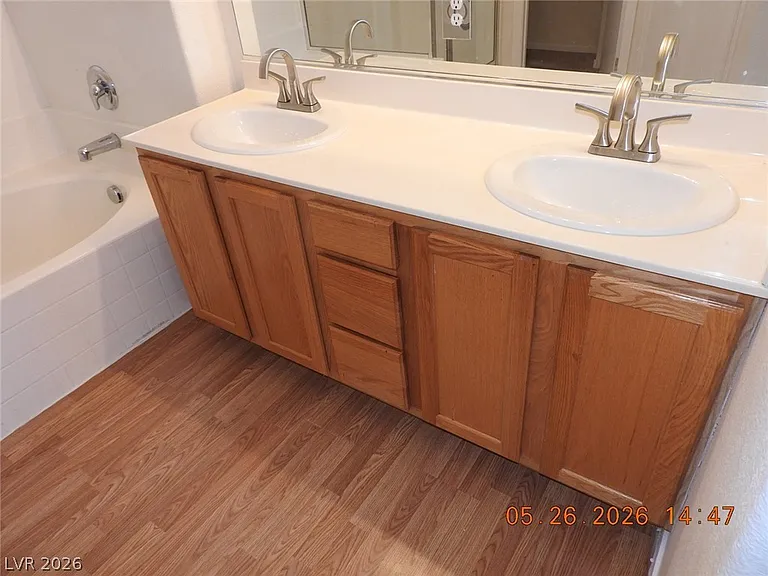 3732 Stowe Creek Ave — Photo 25