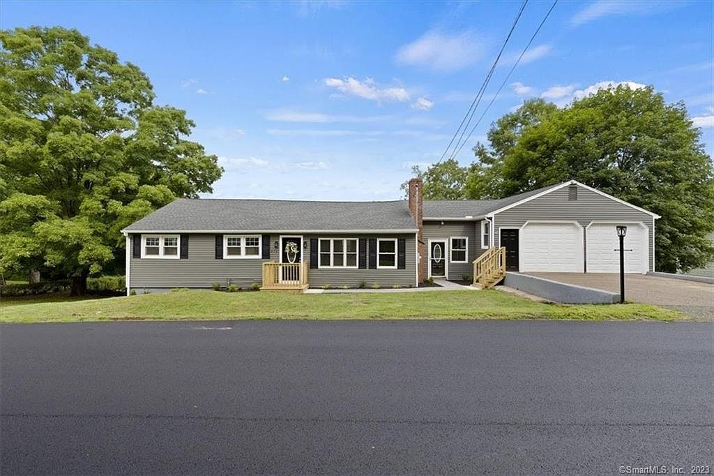 372 Atkins St, Middletown, CT 06457 Zillow
