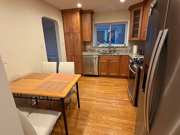 2nd image of 3542 N Newcastle Ave