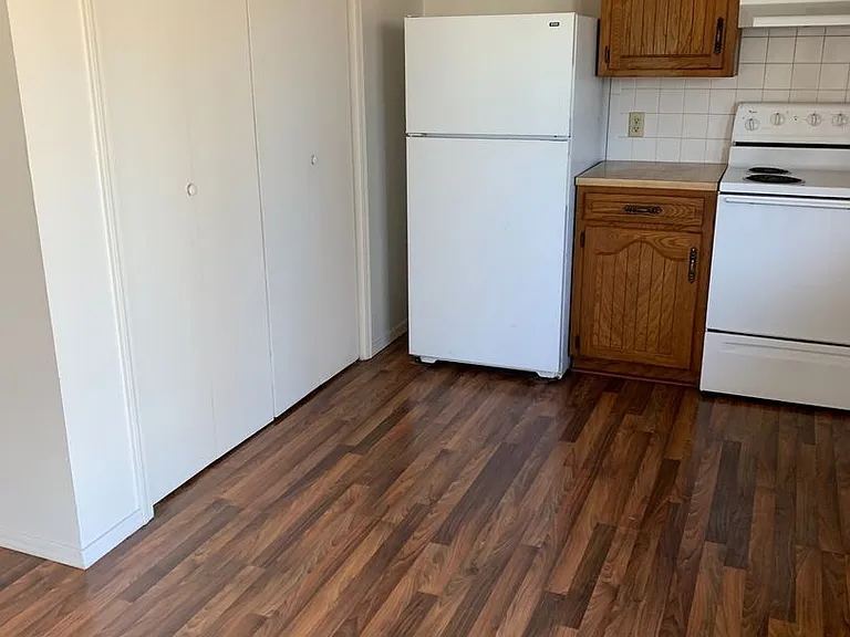3353 E Sunset St — Photo 4