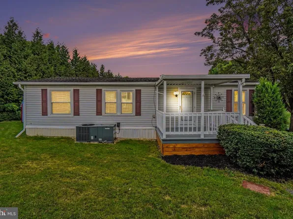 516 W Cedar St, Palmyra, PA 17078