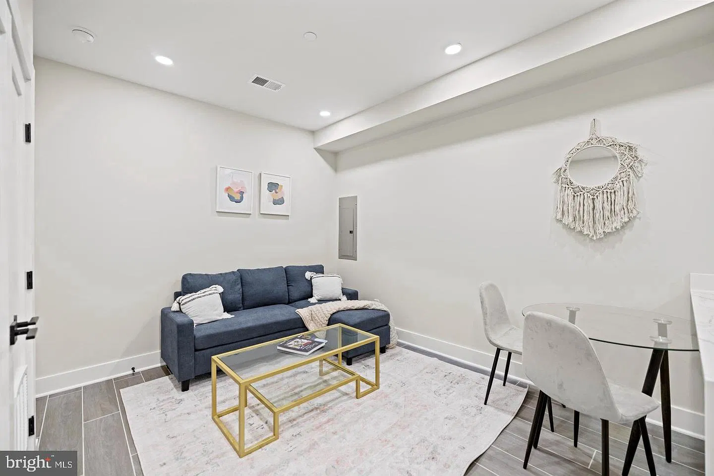 1 bed, 1.0 bath, 468 sqft, $1,499 — Photo 1