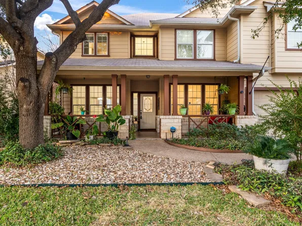 202 Holmstrom St, Hutto, TX 78634